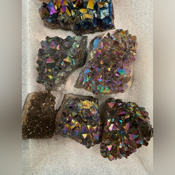 Amethyst (1) Cluster Rainbow Titanium Coated 💎 - Picture 3 of 4